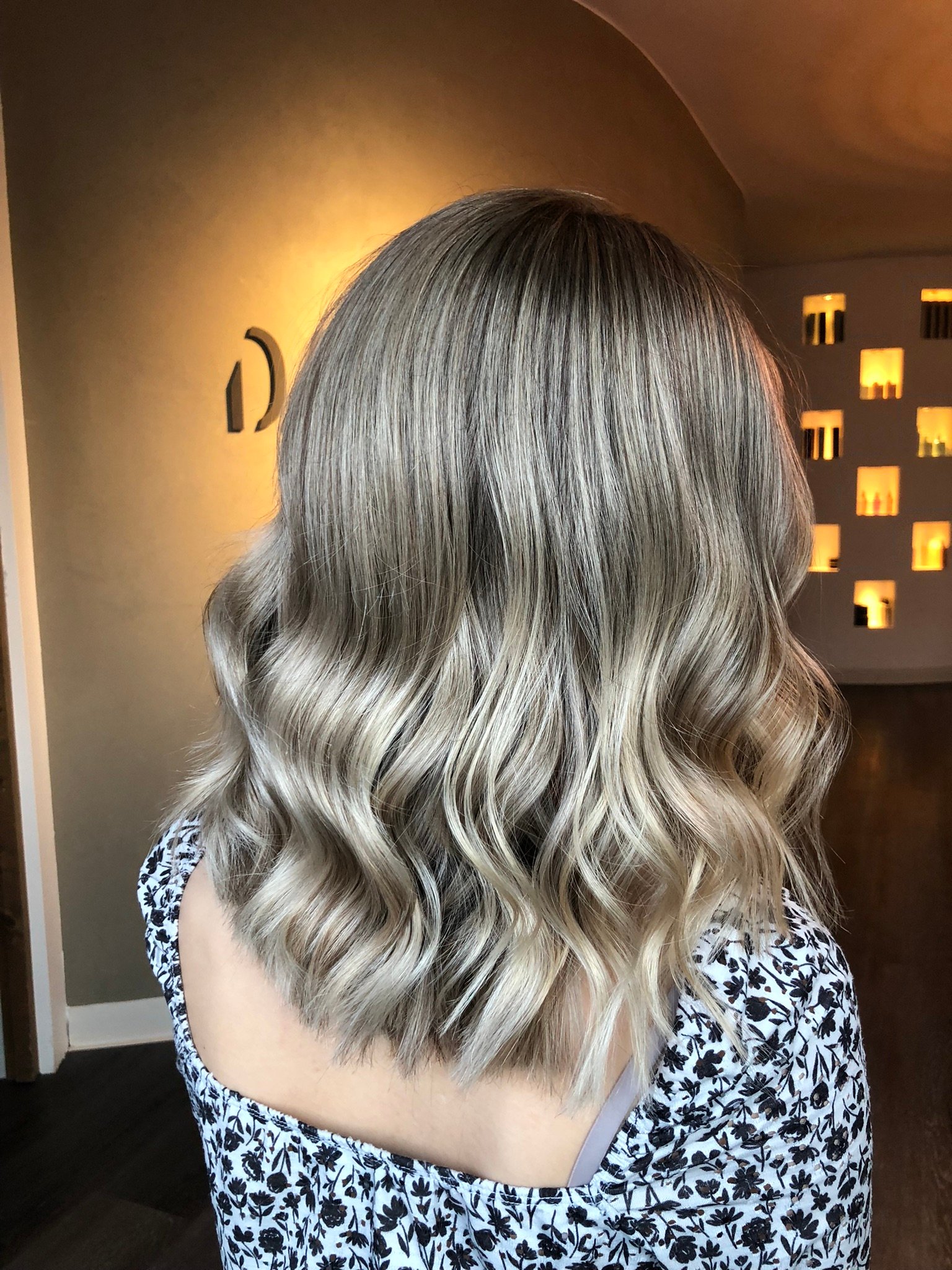 Balayage ohne Gelbstich